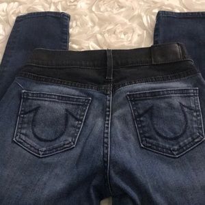 TRUE RELIGION Mid-rise Jeans Size 25